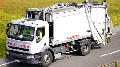 Un camion de collecte des déchets